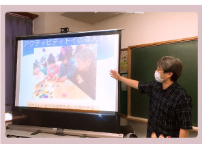 専任講師及び非常勤講師の先生方による授業2